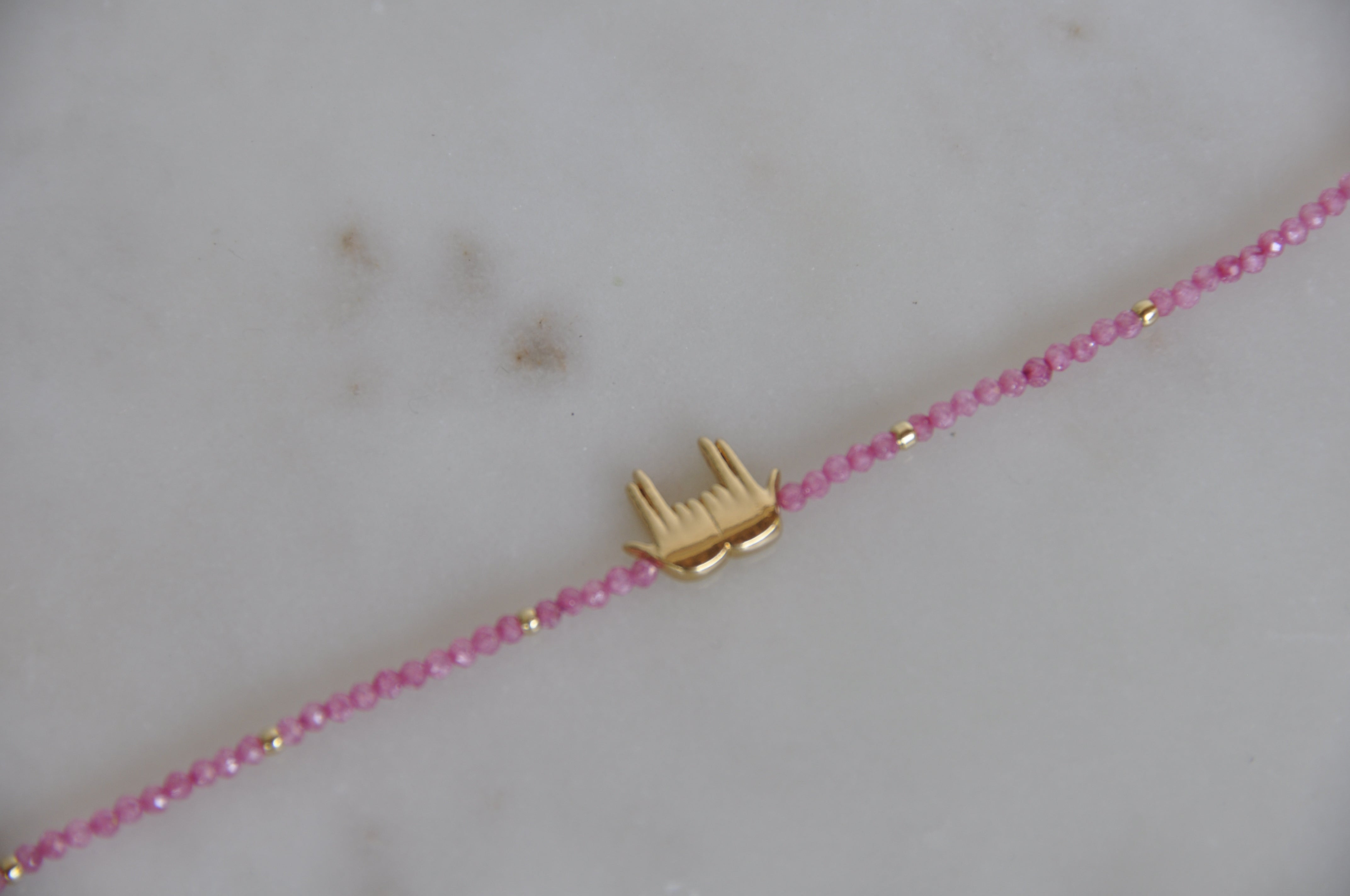 bracelet-perles-rubis